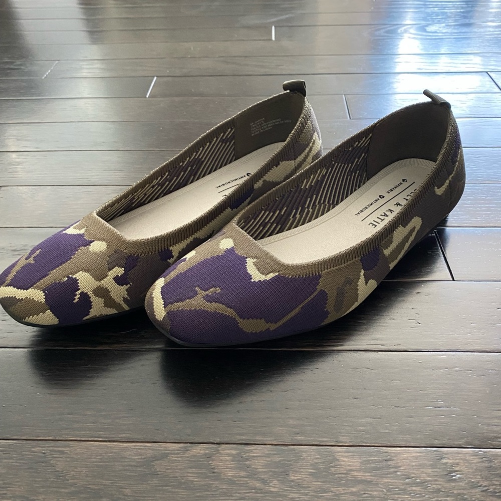 Kelly & Katie Sabina Washable Camo Flats